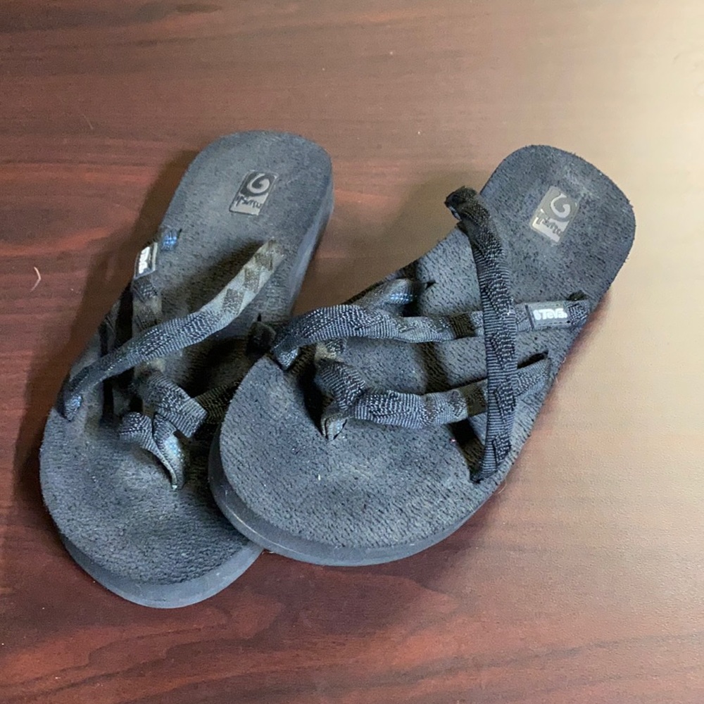 Teva mush sandals